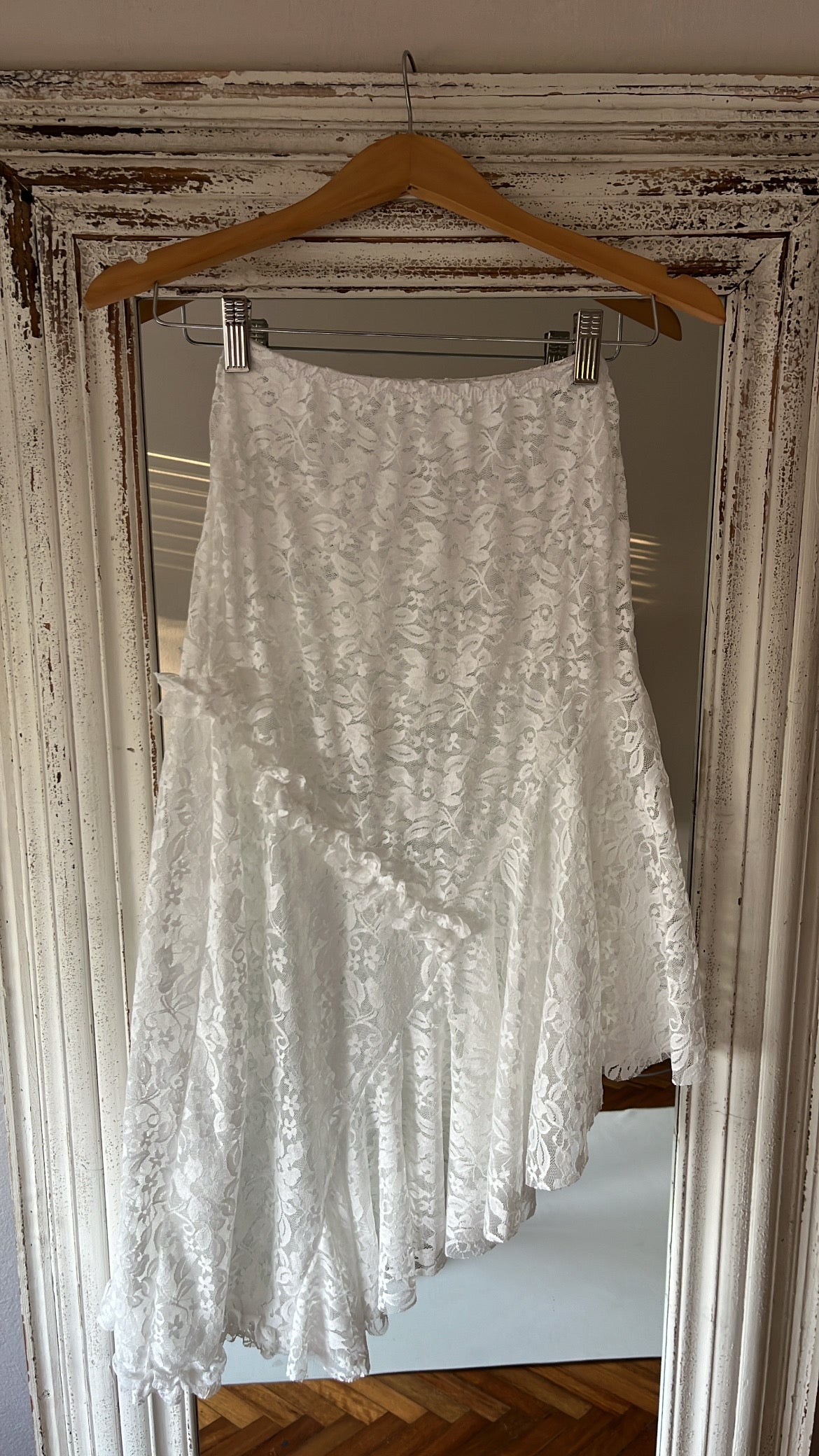 Pollera midi encaje
